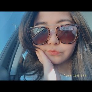 Meet your Posher, Janella kim